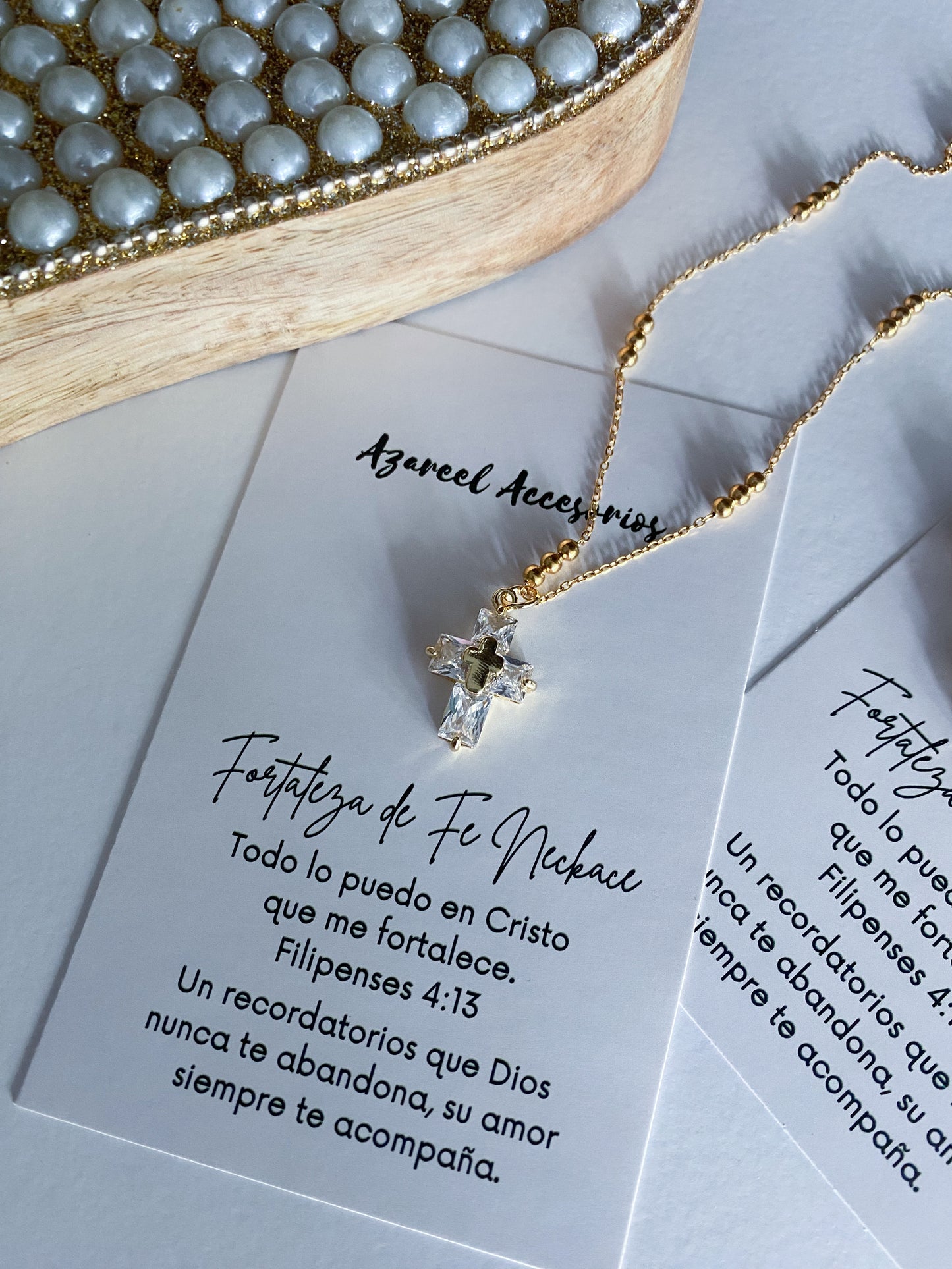 Fortaleza De FE Necklace
