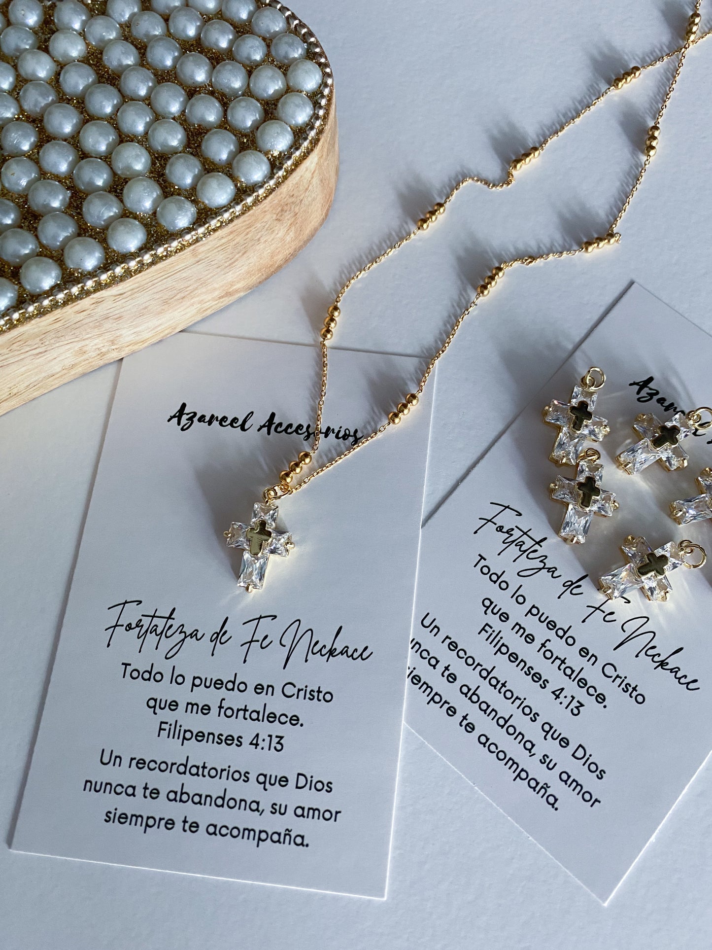 Fortaleza De FE Necklace