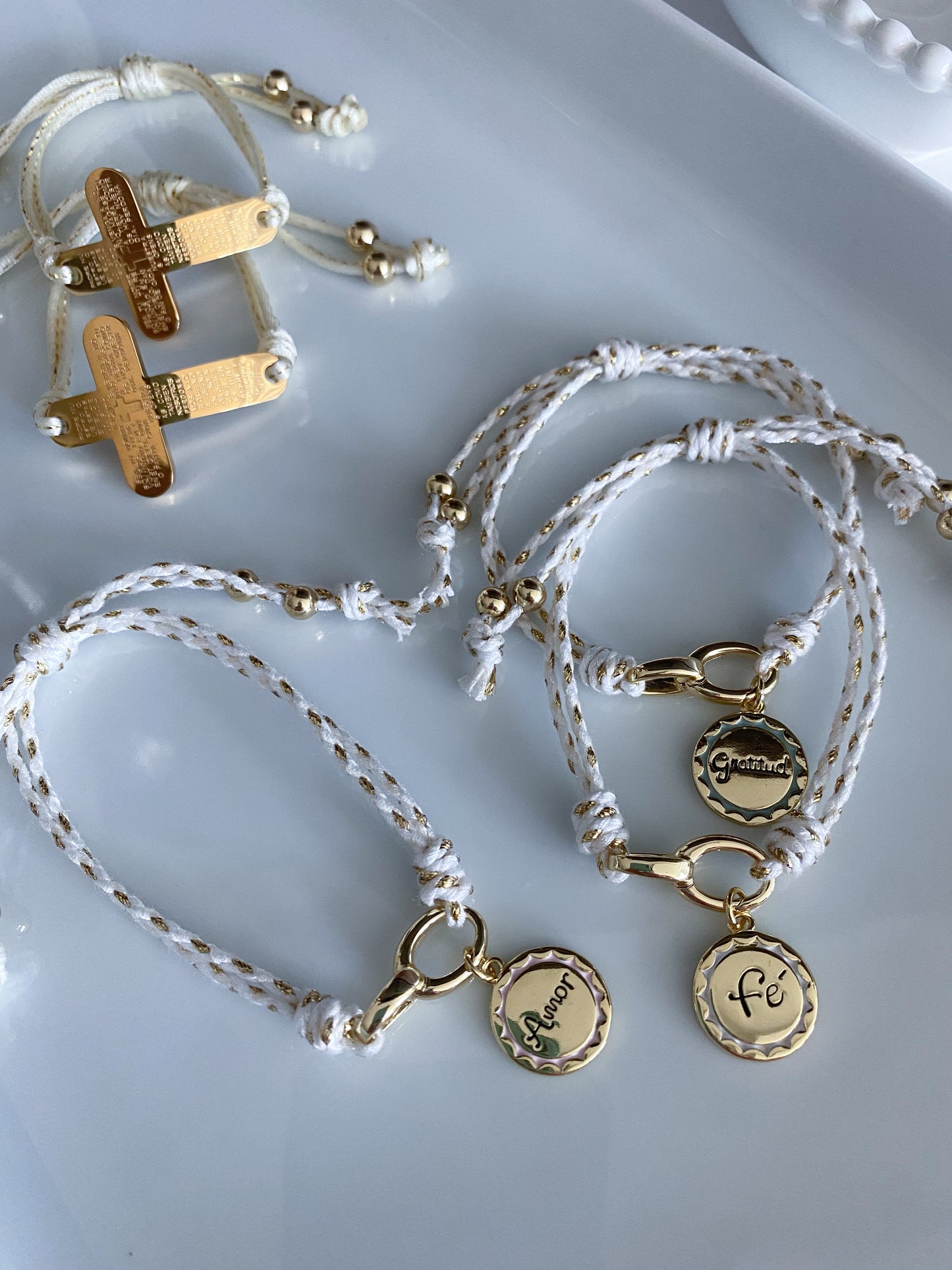 Virtudes Eternas Bracelet