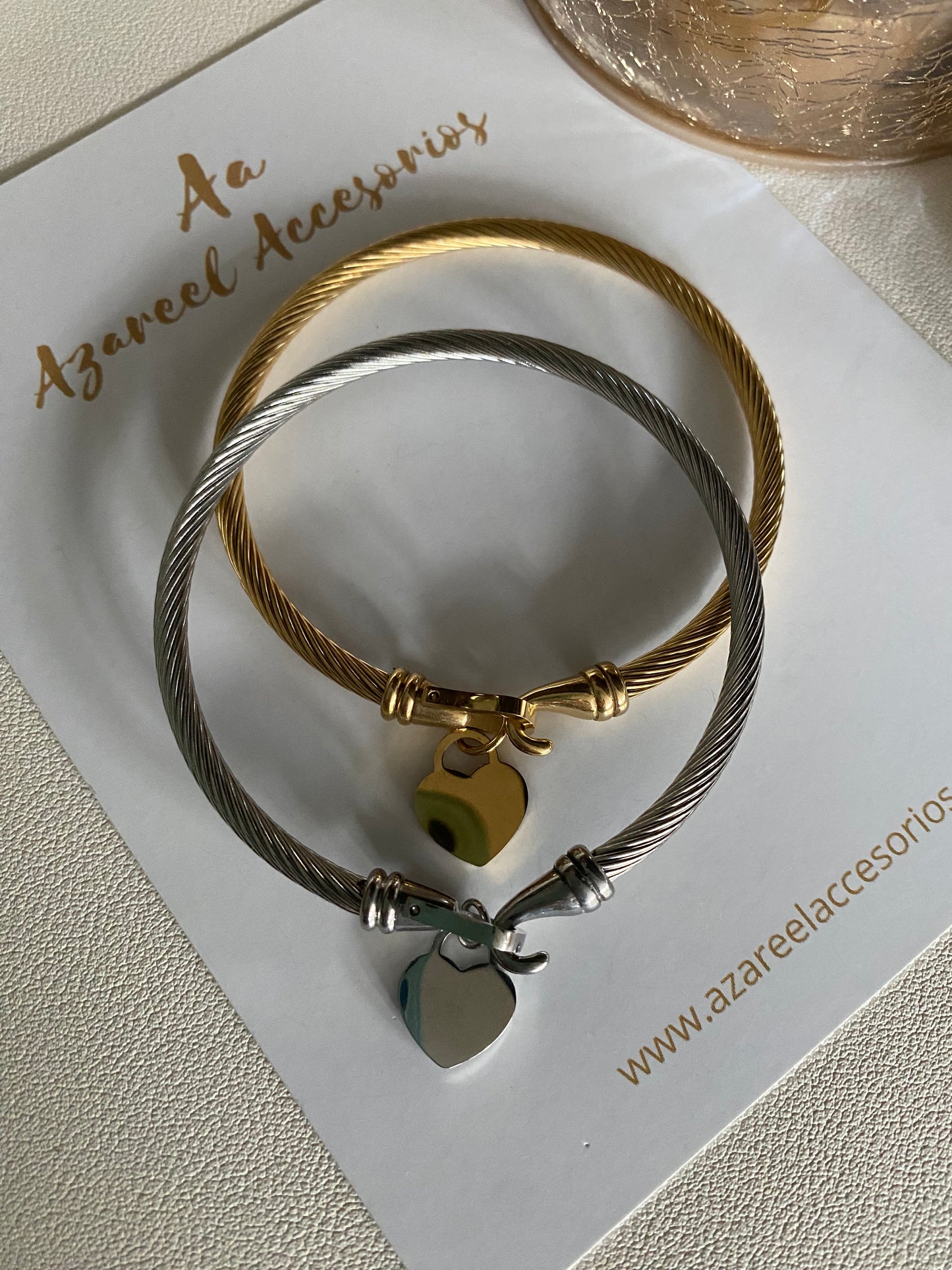 Azis Heart Bangle