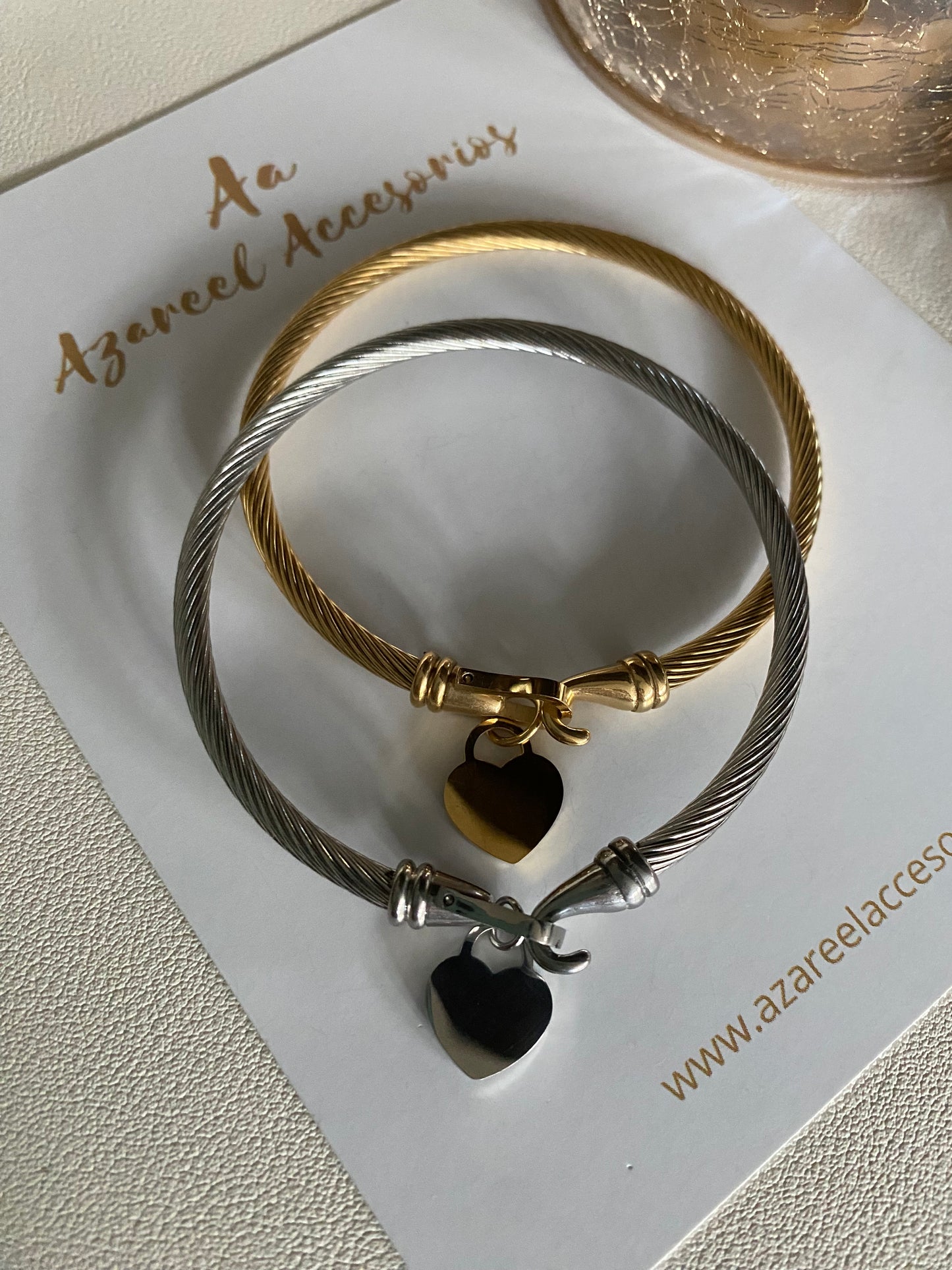 Azis Heart Bangle