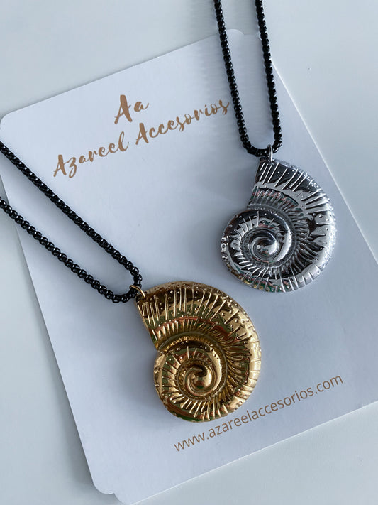 Concha Marina Necklace